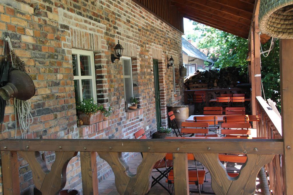 Gaestehaus Bohg บวร์ก ภายนอก รูปภาพ