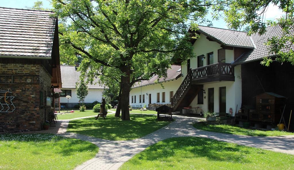 Gaestehaus Bohg บวร์ก ภายนอก รูปภาพ